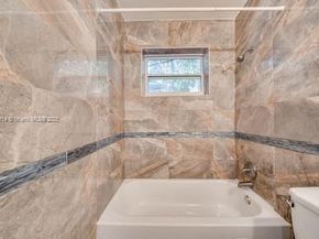 1350 NE 149th St, Miami FL 33161