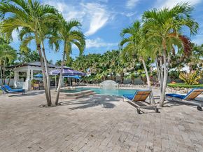 7400 SW 72nd Ct, Miami FL 33143