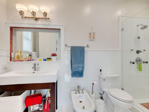 7400 SW 72nd Ct, Miami FL 33143