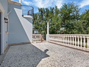 7400 SW 72nd Ct, Miami FL 33143