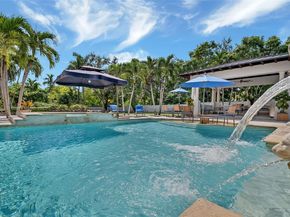 7400 SW 72nd Ct, Miami FL 33143