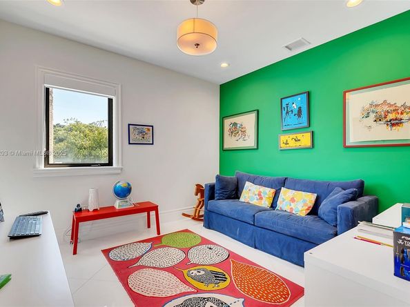 7400 SW 72nd Ct, Miami FL 33143