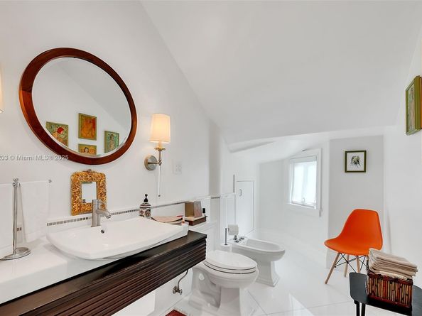 7400 SW 72nd Ct, Miami FL 33143