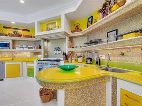 7400 SW 72nd Ct, Miami FL 33143