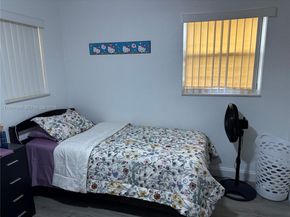 8021 N Sunrise Lakes Dr 101, Sunrise FL 33322