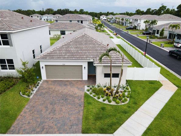 7214 Rockwood Rd, Jupiter FL 33458