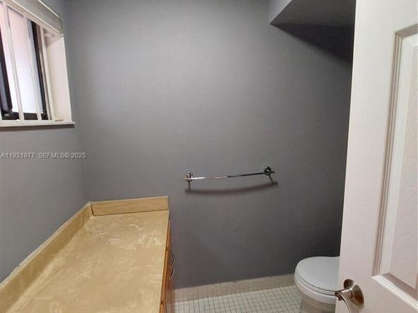 8415 SW 107th Ave 255W, Miami FL 33173