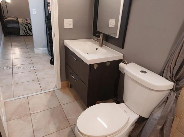 8415 SW 107th Ave 255W, Miami FL 33173