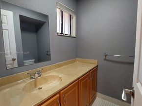 8415 SW 107th Ave 255W, Miami FL 33173