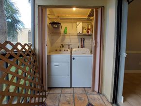 8415 SW 107th Ave 255W, Miami FL 33173