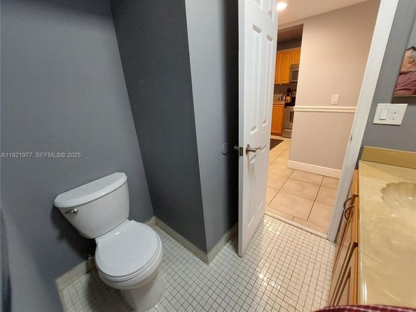 8415 SW 107th Ave 255W, Miami FL 33173