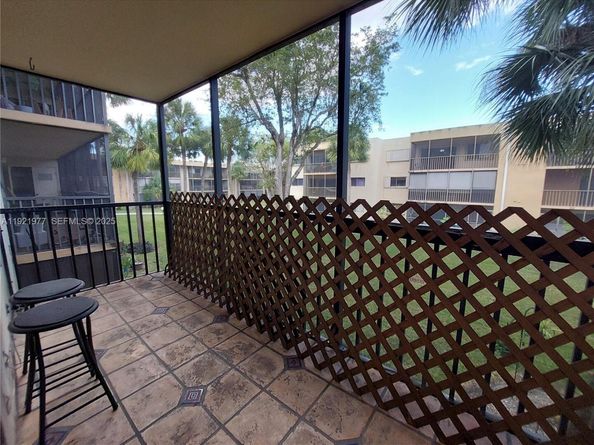 8415 SW 107th Ave 255W, Miami FL 33173