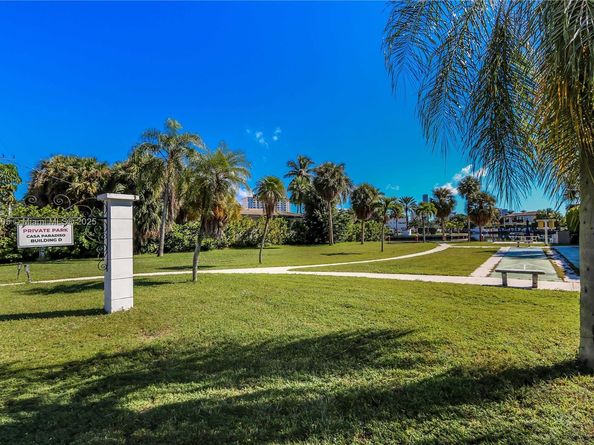 580 Egret Dr 124, Hallandale Beach FL 33009