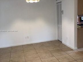 6713 SW 112th Ct, Miami FL 33173