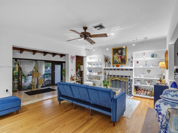 3600 SW 1st Ave, Miami FL 33145