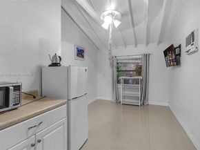 3600 SW 1st Ave, Miami FL 33145