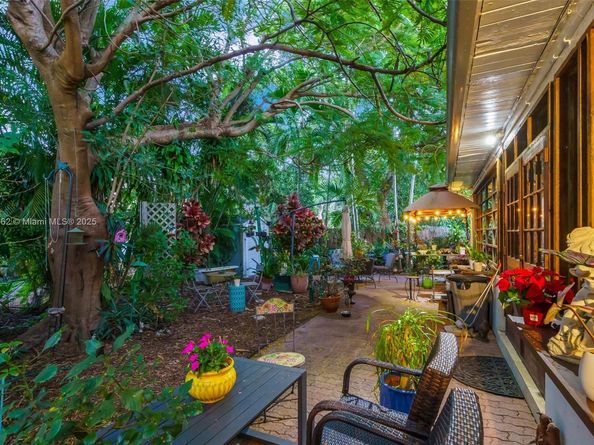 3600 SW 1st Ave, Miami FL 33145