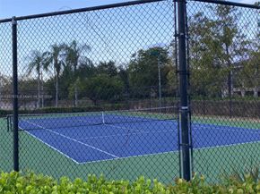 5011 Wiles Rd 207, Coconut Creek FL 33073