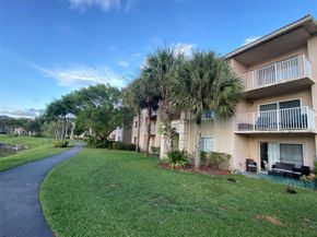 5011 Wiles Rd 207, Coconut Creek FL 33073
