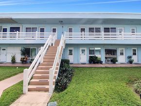 2700 NE 135th St 12, North Miami FL 33181