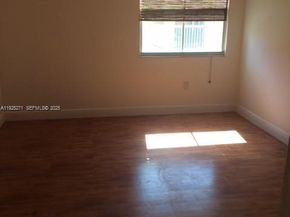 4668 NW 97th Ct 100, Doral FL 33178