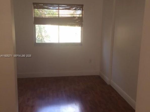 4668 NW 97th Ct 100, Doral FL 33178