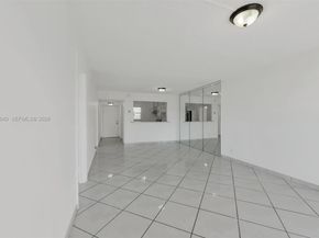 220 SW 9th Ave 501, Hallandale Beach FL 33009