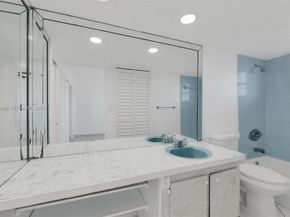 220 SW 9th Ave 501, Hallandale Beach FL 33009
