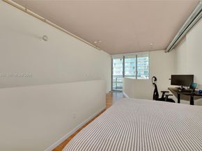 690 SW 1st Ct 1504, Miami FL 33130