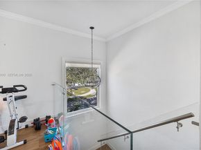 1602 SE 20th Rd, Homestead FL 33035