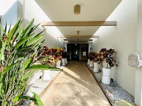 2990 NE 16th Ave 204, Oakland Park FL 33334