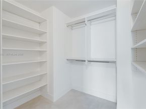 881 Ocean Dr 13C, Key Biscayne FL 33149