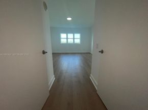 14951 Royal Oaks Ln 709, North Miami FL 33181