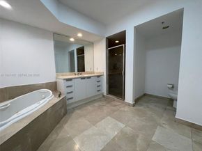 14951 Royal Oaks Ln 709, North Miami FL 33181