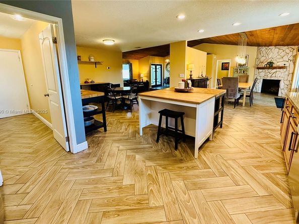 2980 SW 82nd Way, Davie FL 33328