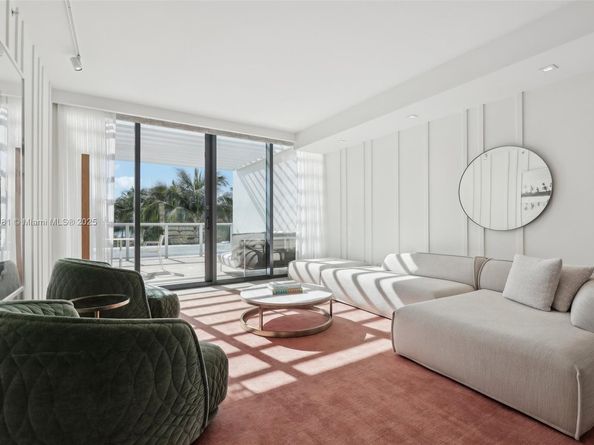 2201 Collins Ave 336, Miami Beach FL 33139