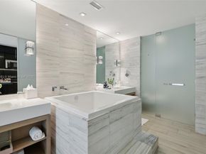 2201 Collins Ave 336, Miami Beach FL 33139