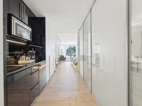 2201 Collins Ave 336, Miami Beach FL 33139