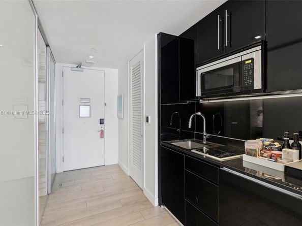 2201 Collins Ave 336, Miami Beach FL 33139