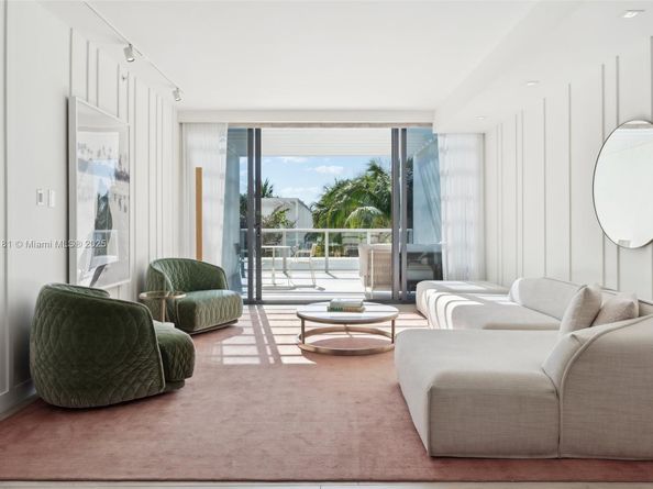 2201 Collins Ave 336, Miami Beach FL 33139