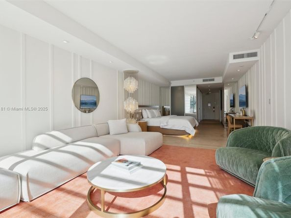 2201 Collins Ave 336, Miami Beach FL 33139