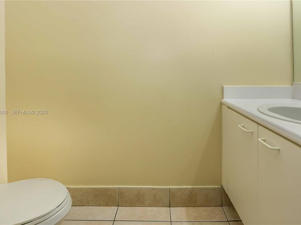 2143 Hacienda Ter, Weston FL 33327