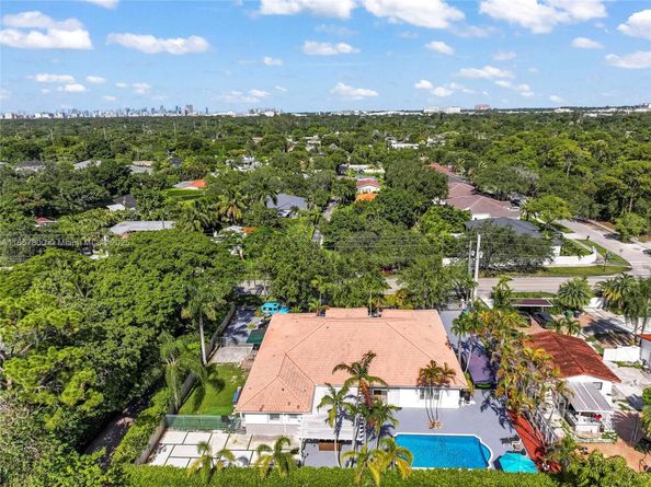 5750 SW 67th Ave, Miami FL 33143