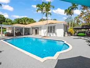 5750 SW 67th Ave, Miami FL 33143
