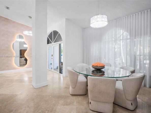 5750 SW 67th Ave, Miami FL 33143