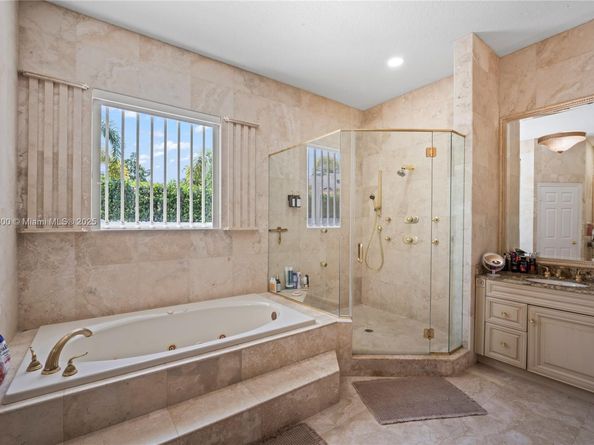 5750 SW 67th Ave, Miami FL 33143