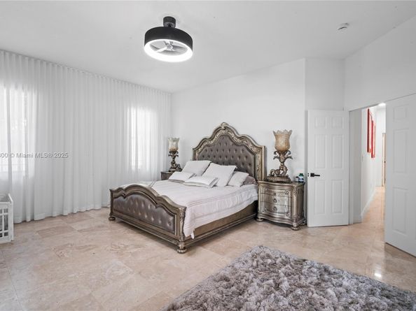 5750 SW 67th Ave, Miami FL 33143