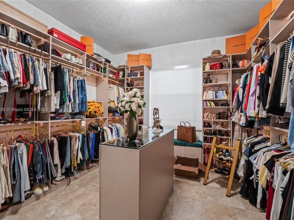 5750 SW 67th Ave, Miami FL 33143
