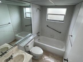 101 Brittany C, Delray Beach FL 33446