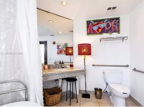 1036 Ocean Dr B201, Miami Beach FL 33139